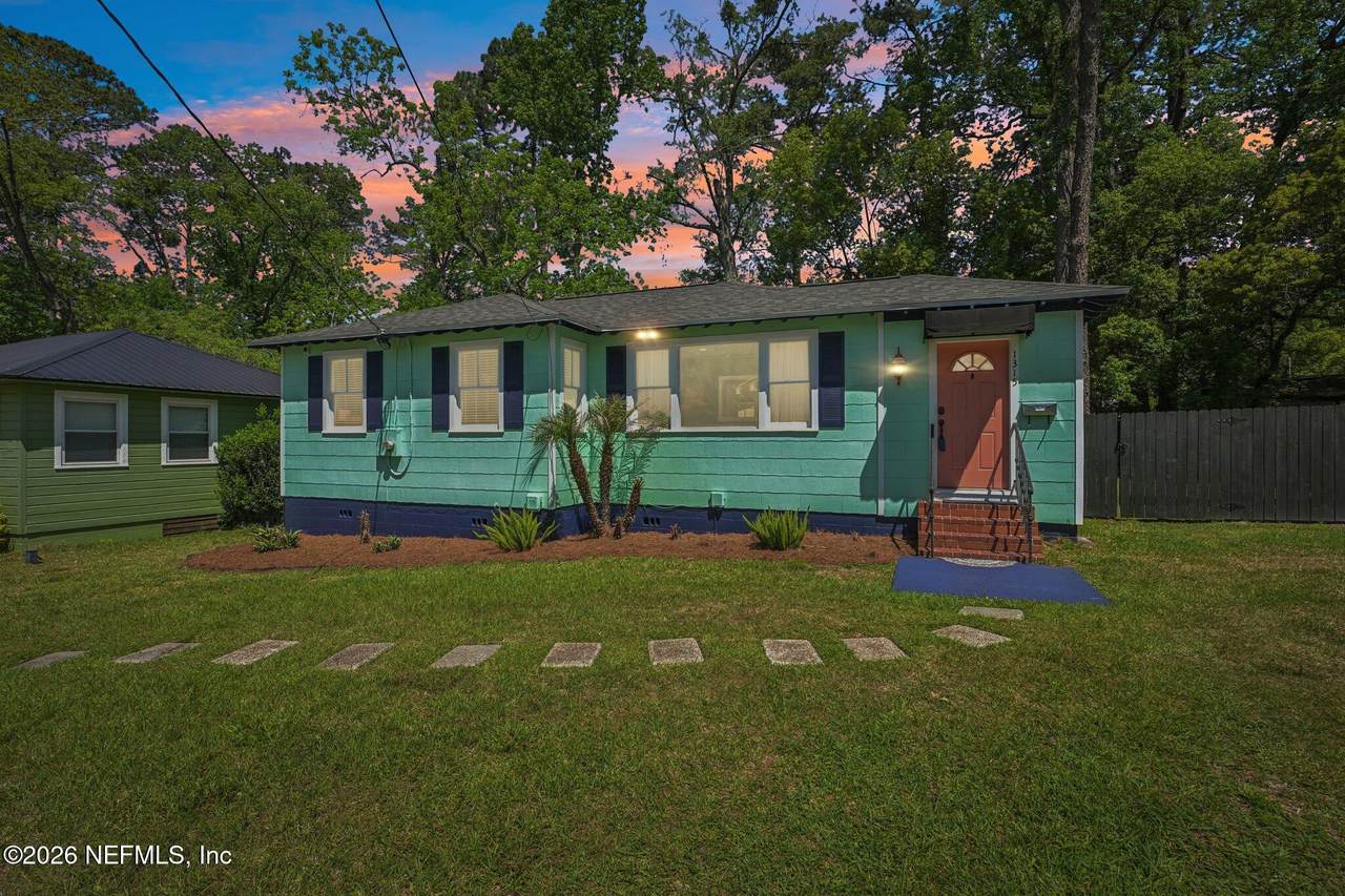 1315 Azalea Drive - Photo 1
