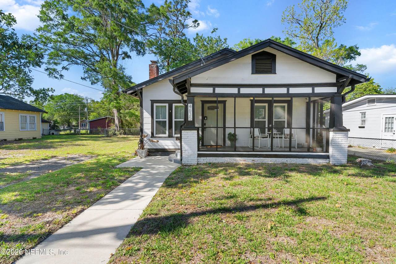 4635 Hercules Avenue - Photo 1