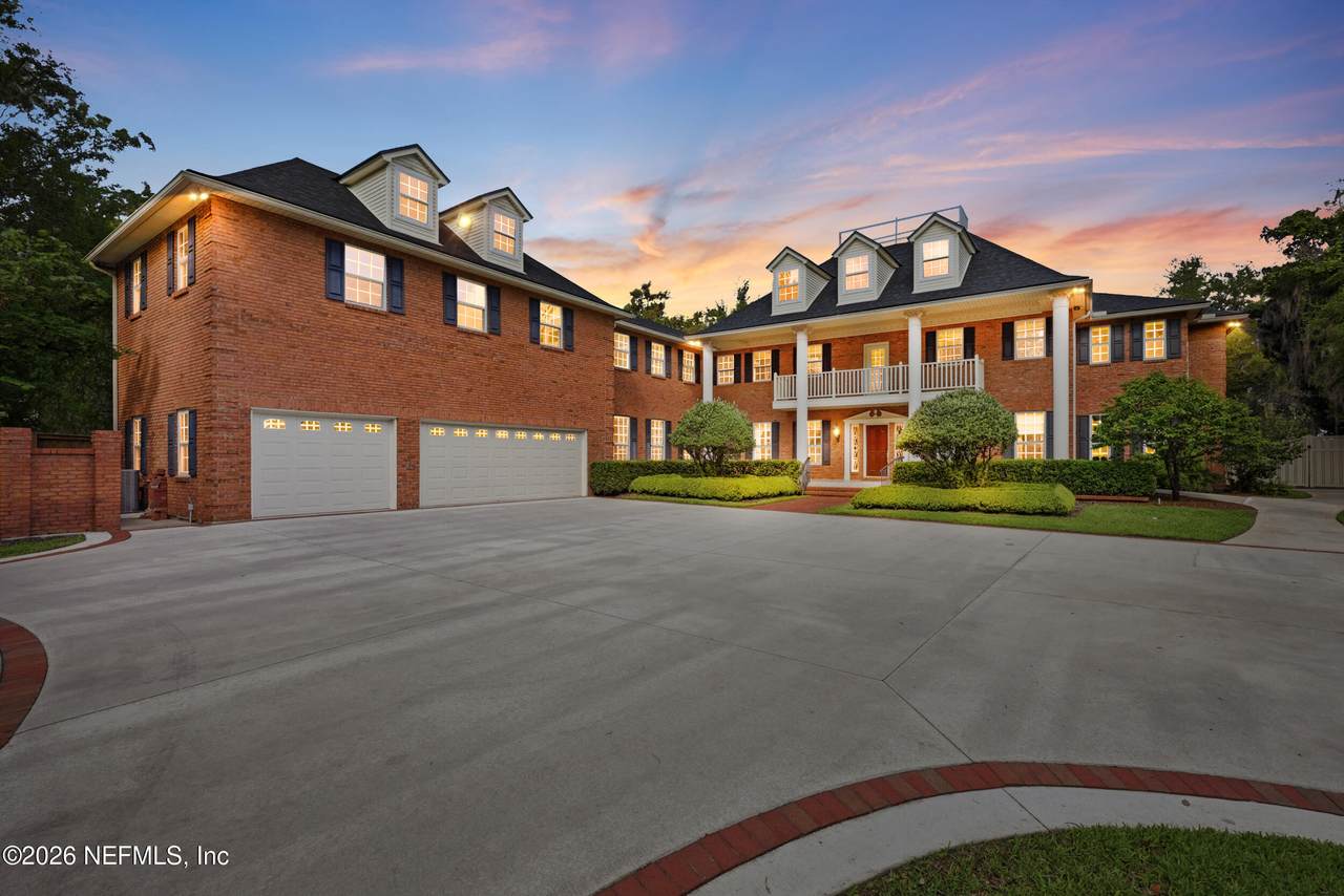 2957 Forest Circle - Photo 1