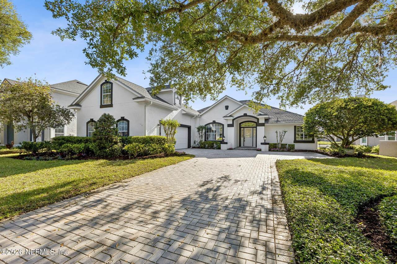 3817 Michaels Landing Circle - Photo 1