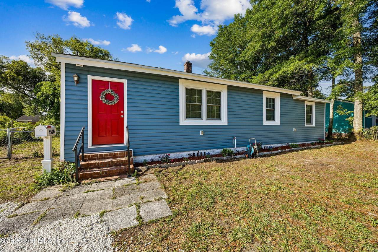 4520 Birkenhead Road - Photo 1