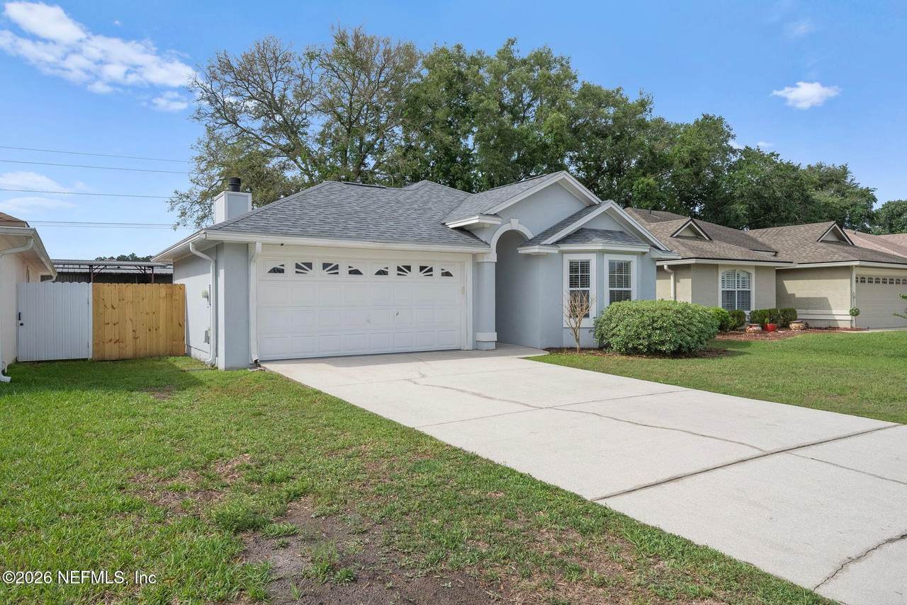 1439 Beecher Lane - Photo 1