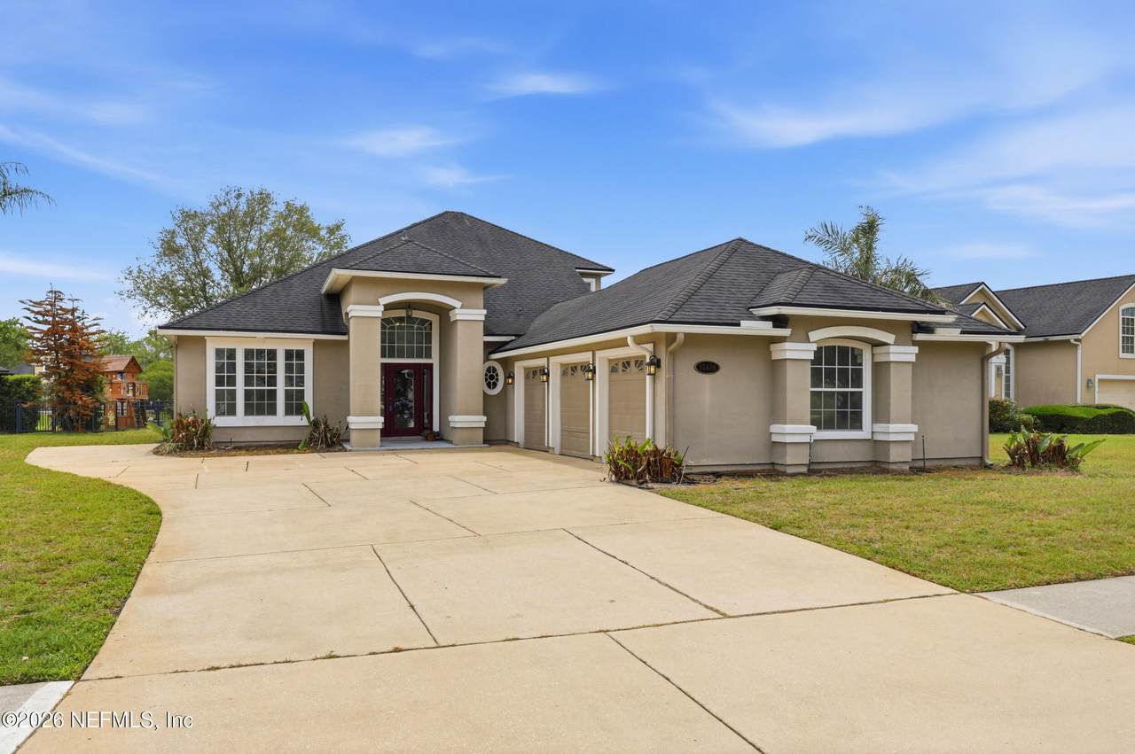 13836 Harbor Creek Place - Photo 1