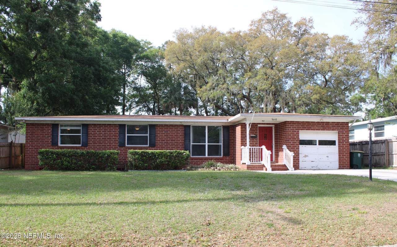 8648 Emerald Isle Circle - Photo 1