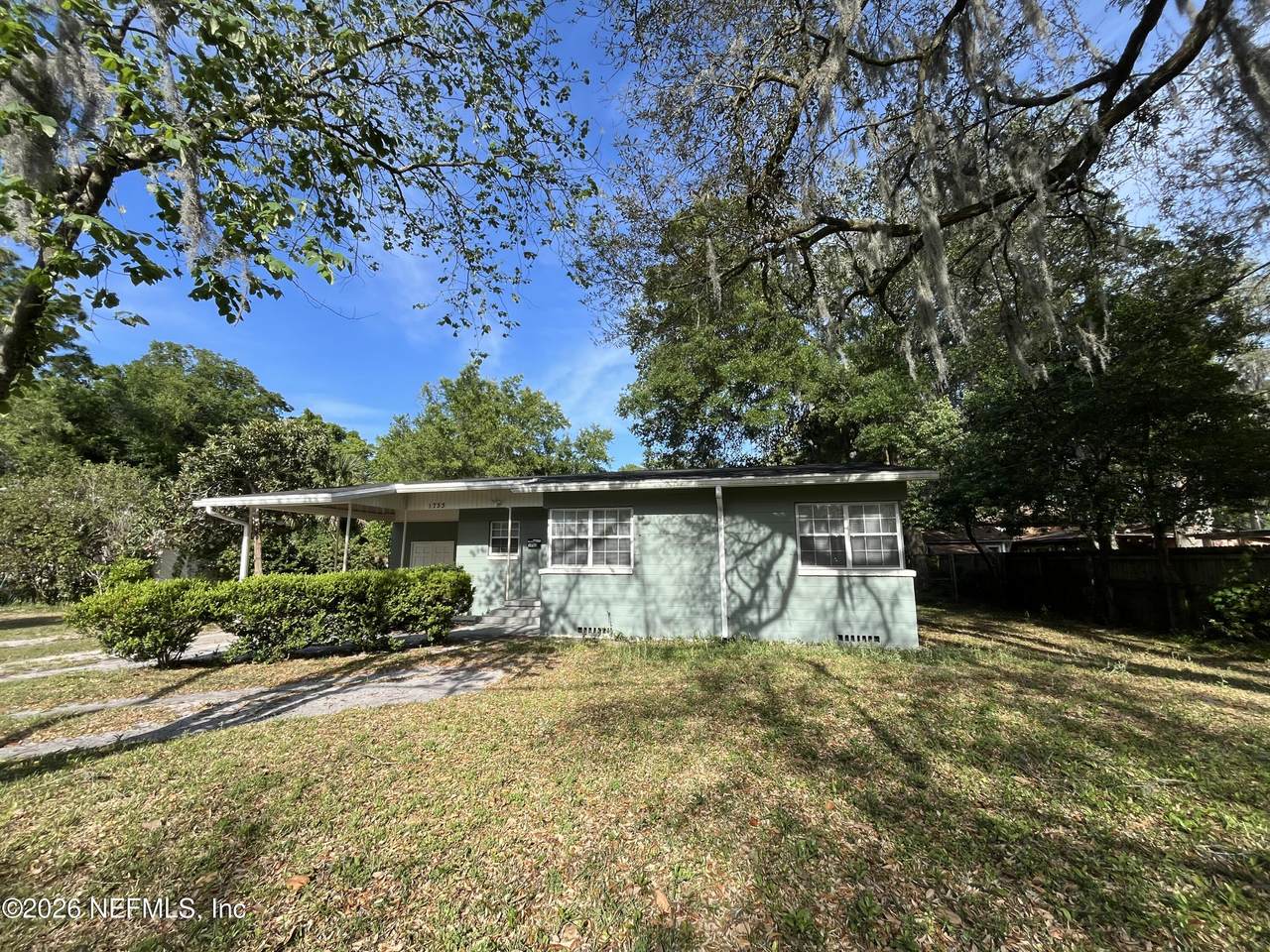 1733 Paine Avenue - Photo 1
