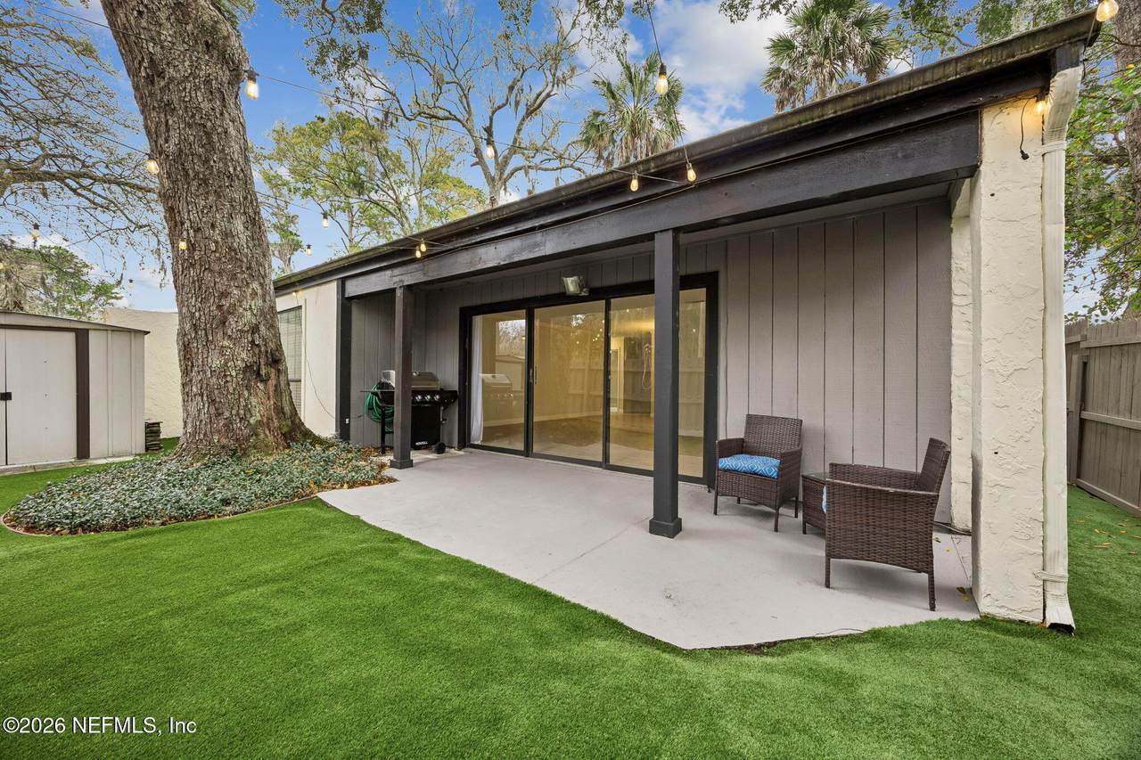 167 Bermuda Court - Photo 1