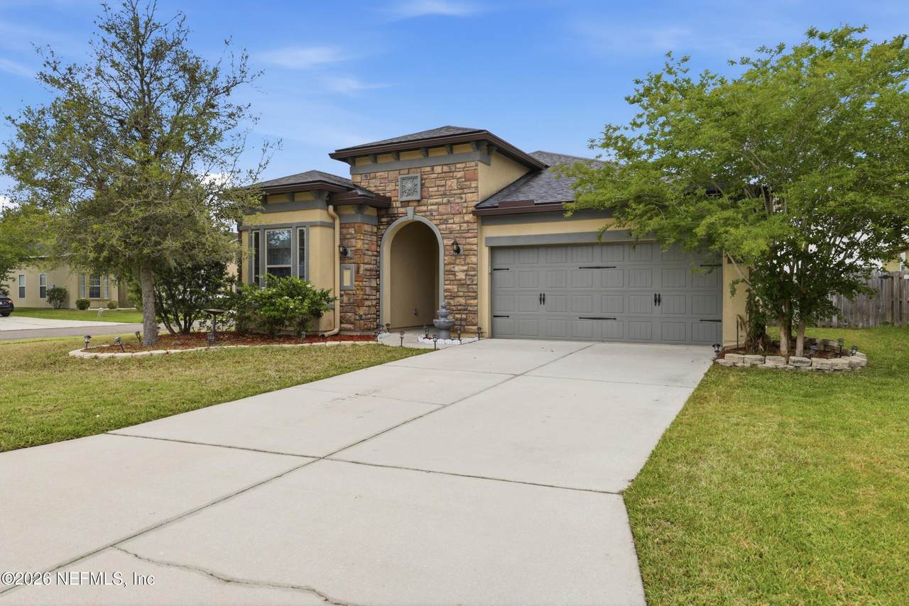 219 Straw Pond Way - Photo 1