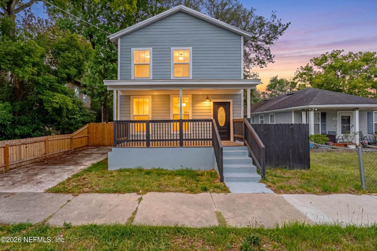 115 16TH Street - Photo 1
