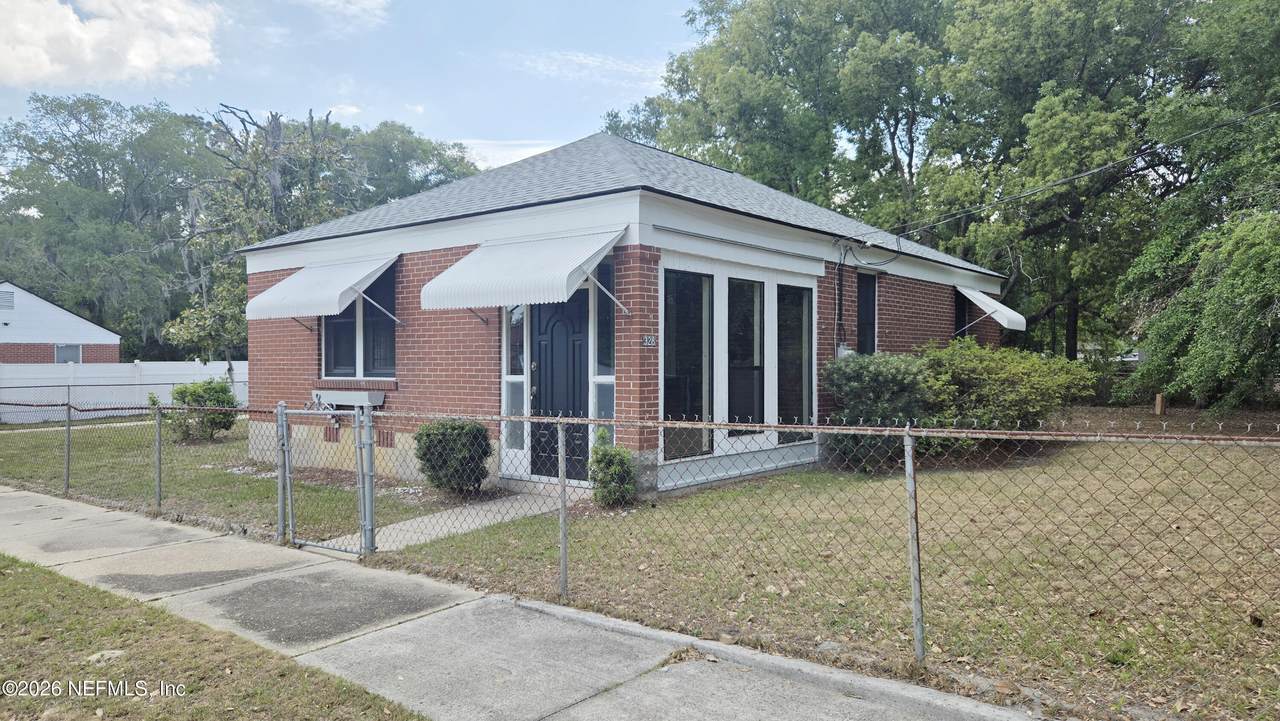 328 48TH Street - Photo 1