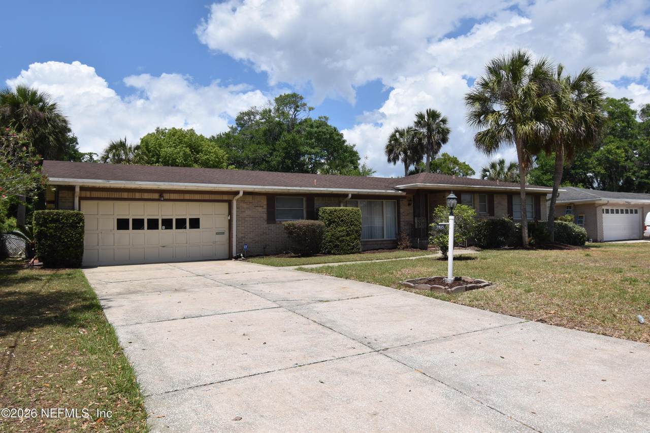 7815 Bellemeade Boulevard - Photo 1