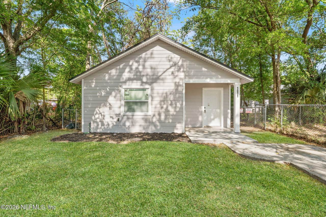 1071 Canal Street - Photo 1