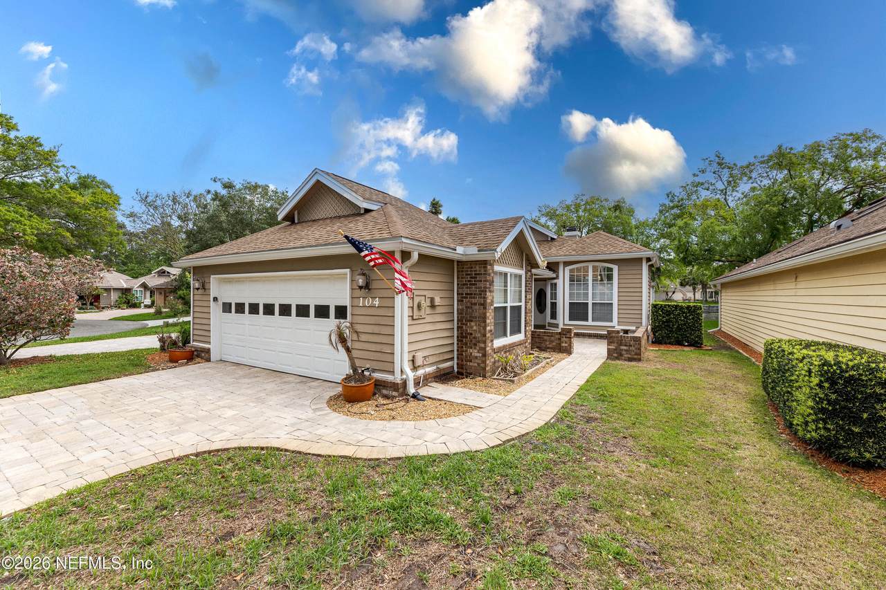 104 Bay Hill Court - Photo 1