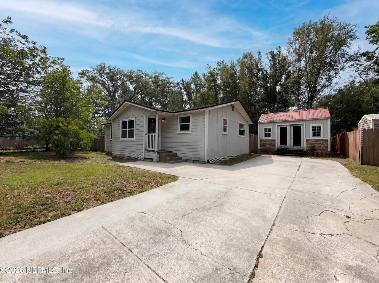 7008 Thurston Road - Photo 1