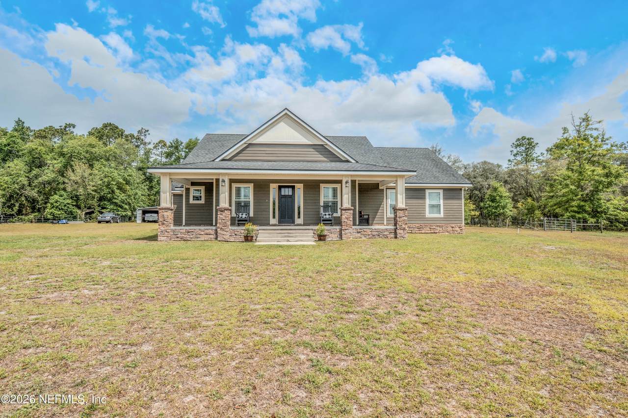 7016 Oakridge Drive - Photo 1
