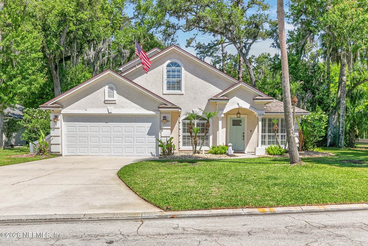 104 Oak View Circle - Photo 1
