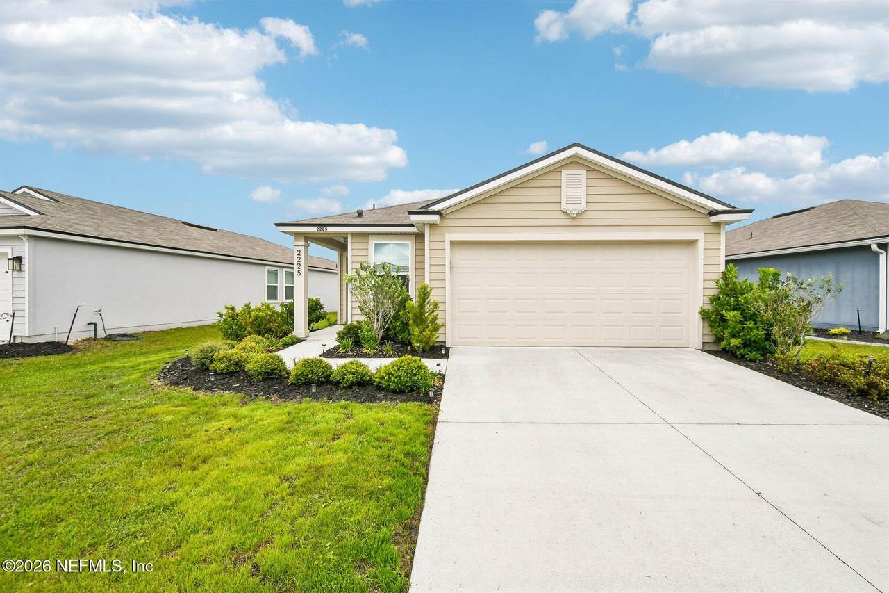 2225 Willow Gln Lane - Photo 1