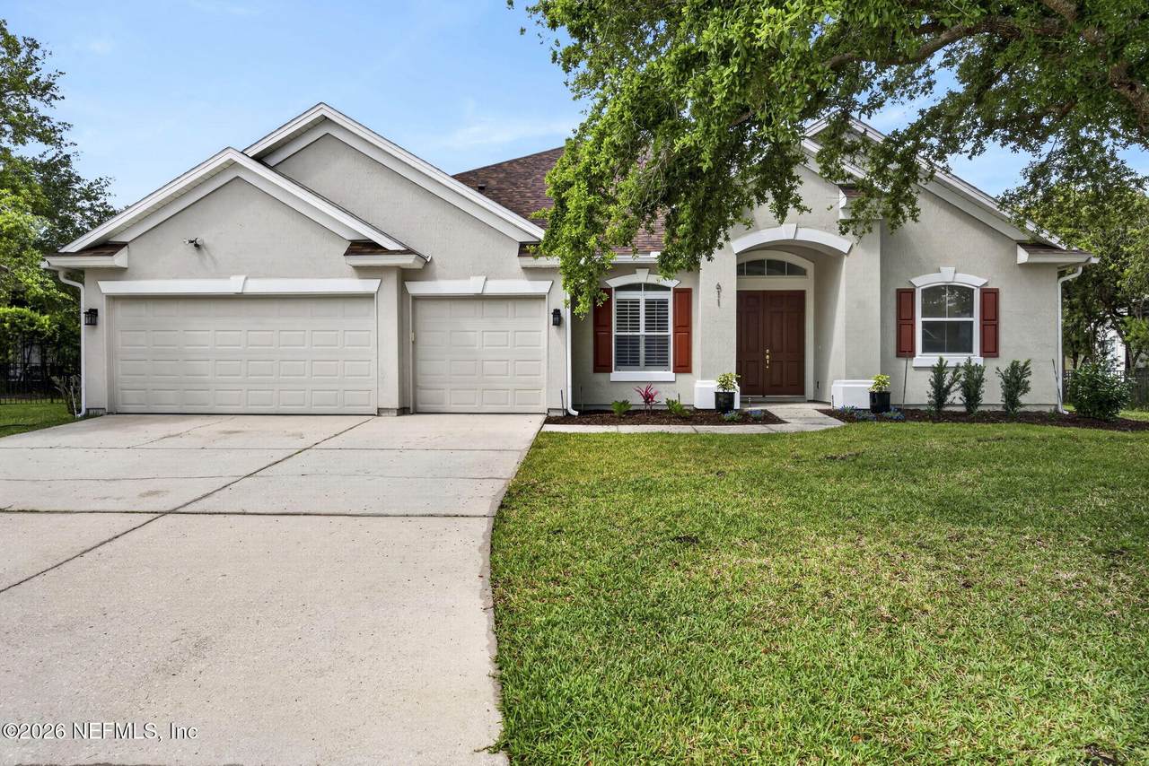 611 Battersea Drive - Photo 1