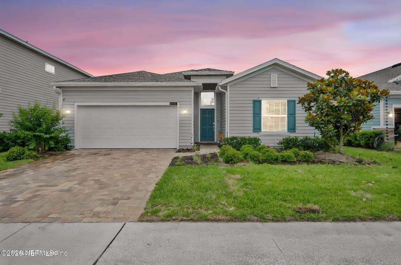 3921 Cloverdale Court - Photo 1