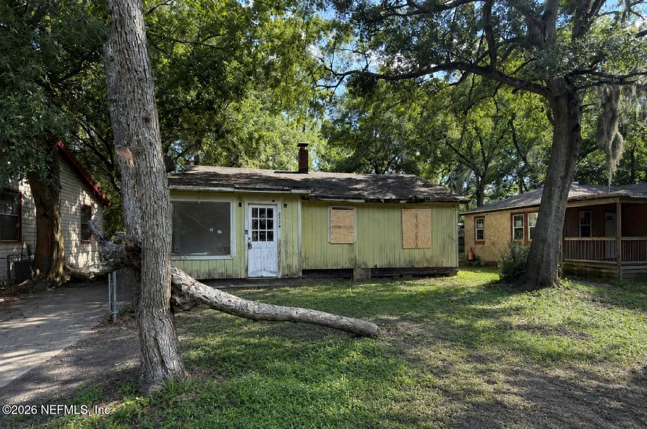 3318 Nolan Street - Photo 1