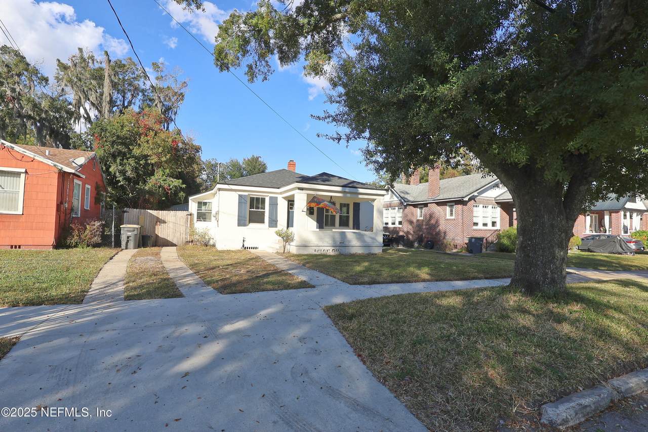 4651 Astral Street - Photo 1
