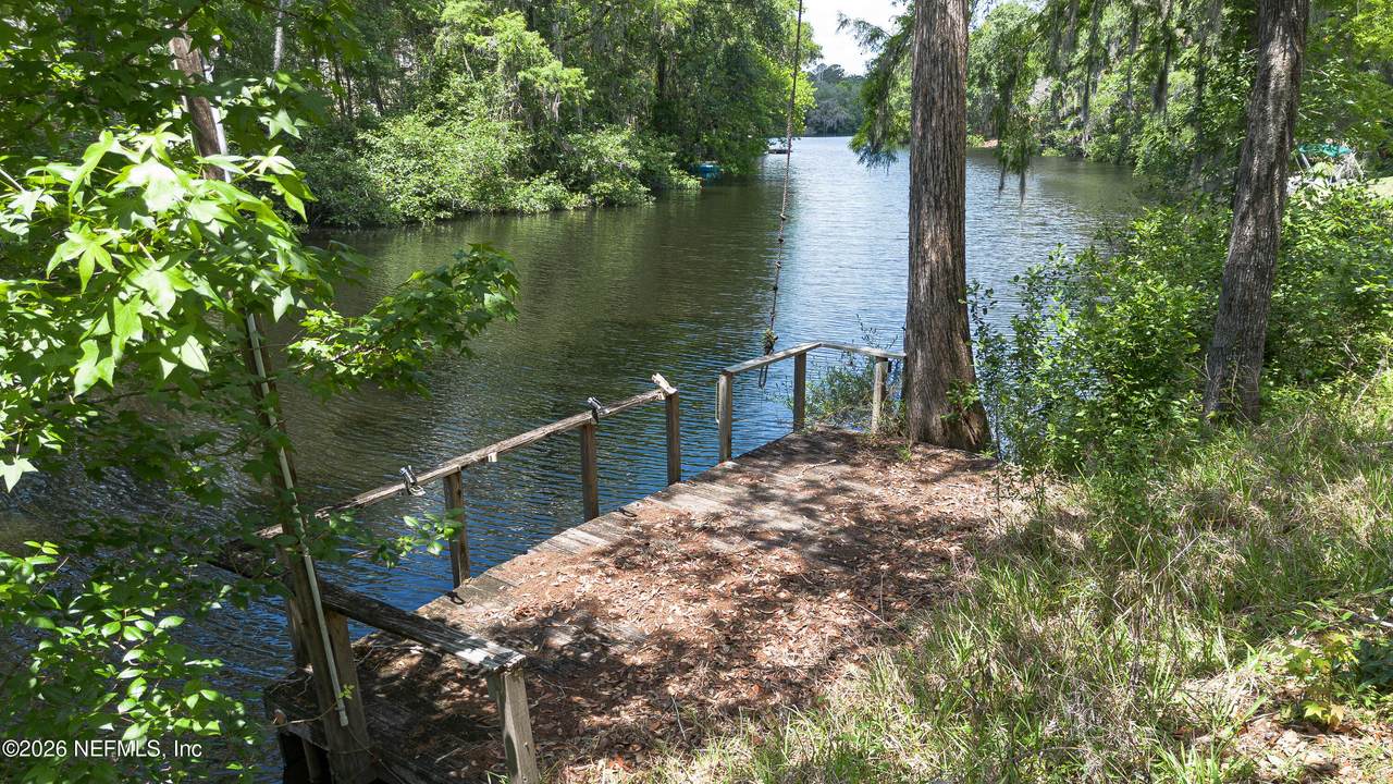4301 Lazy Acres Road - Photo 1