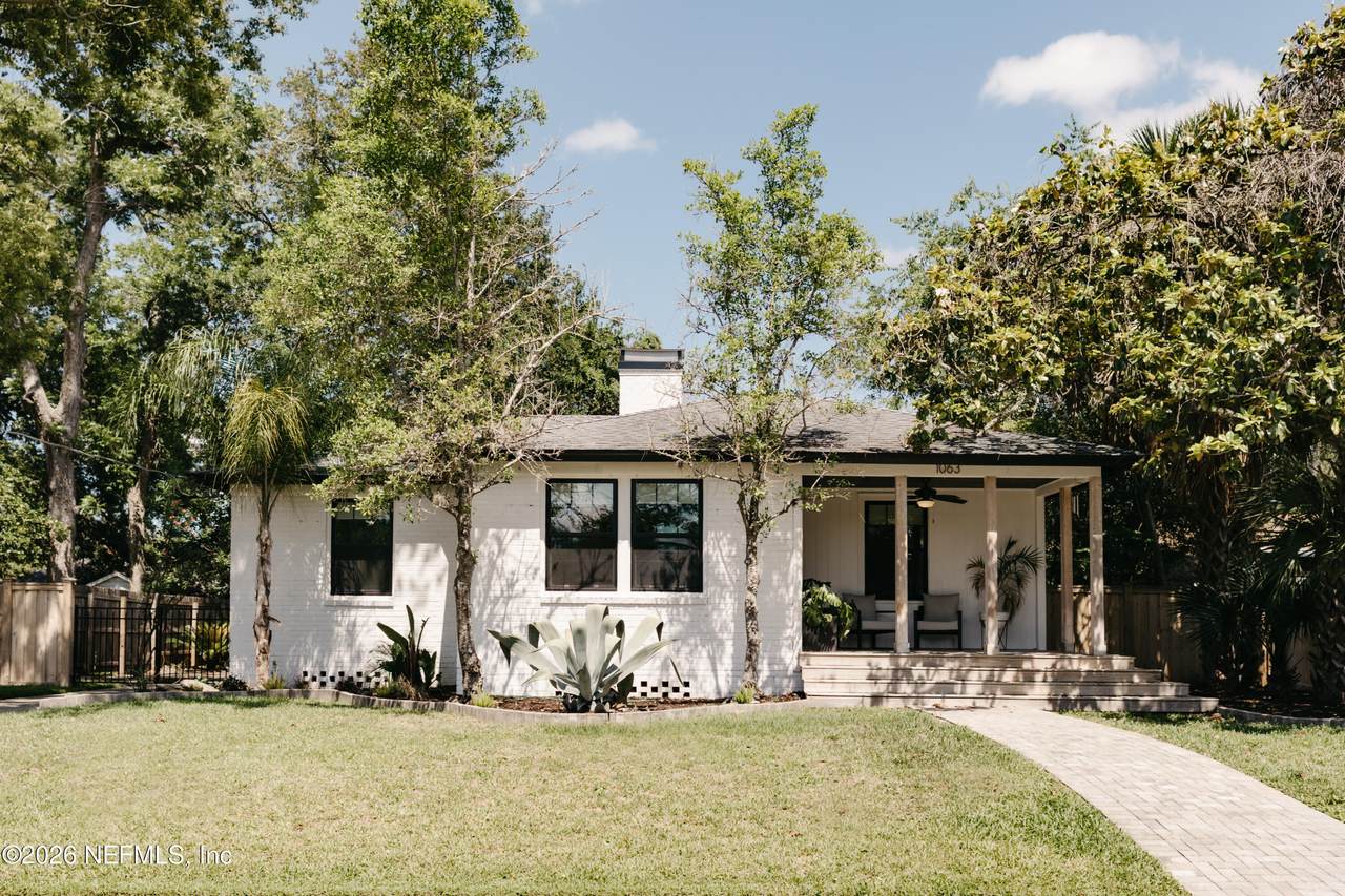 1063 Shores Road - Photo 1