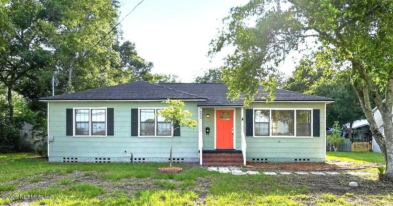 2618 Bayview Road - Photo 1