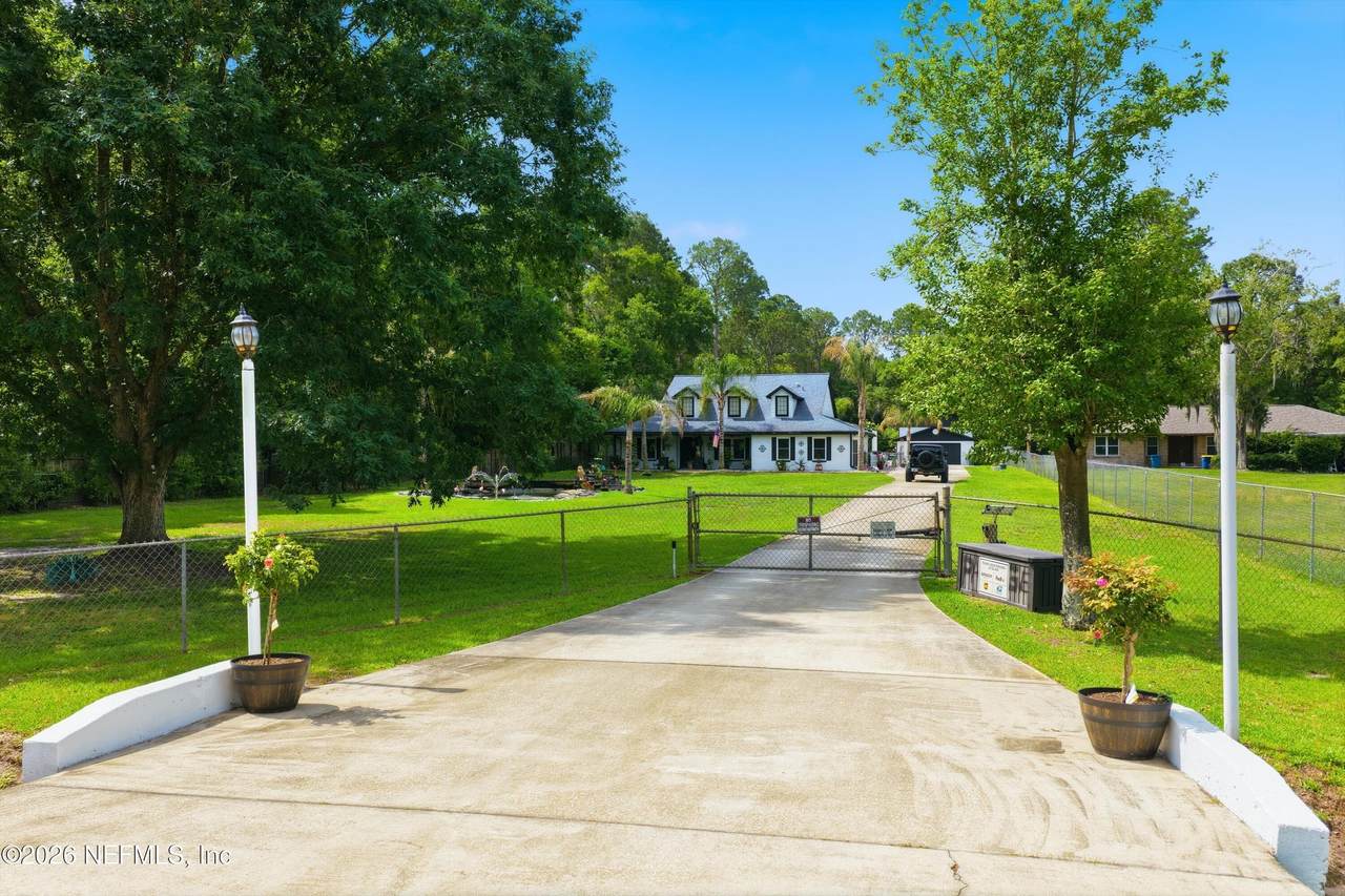 5520 Ada Johnson Road - Photo 1