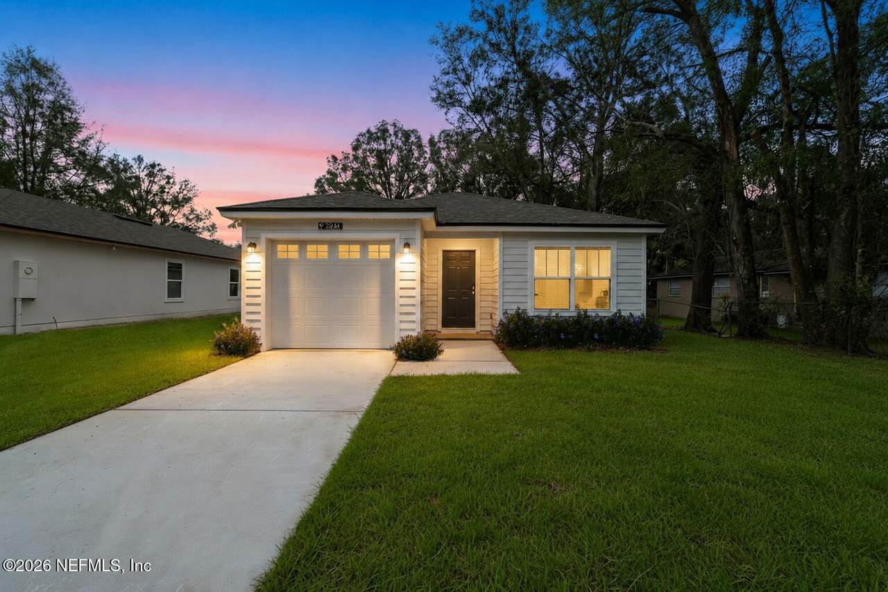 1511 26TH Street - Photo 1