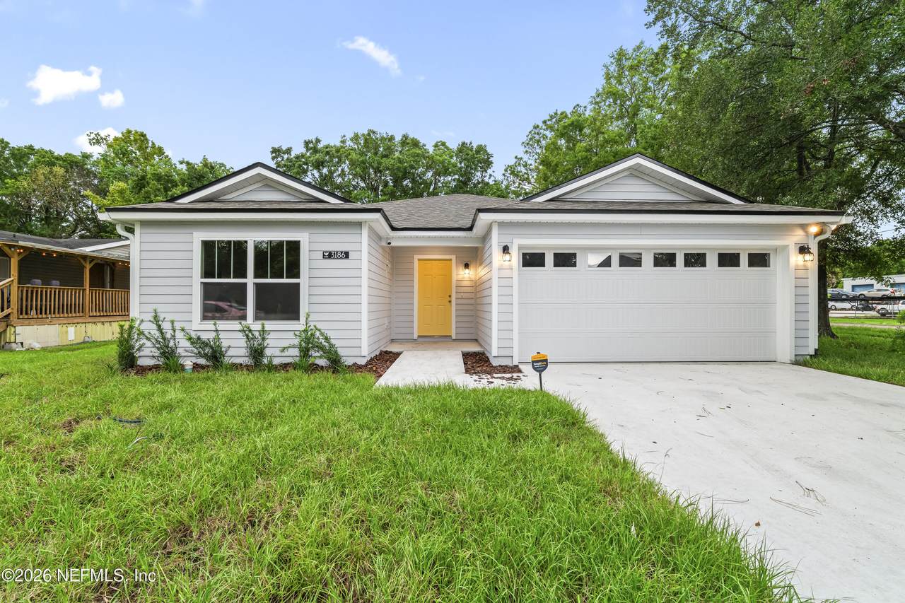 1936 5TH Avenue - Photo 1