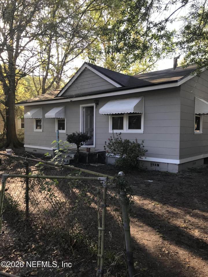 3116 2ND ST Circle - Photo 1