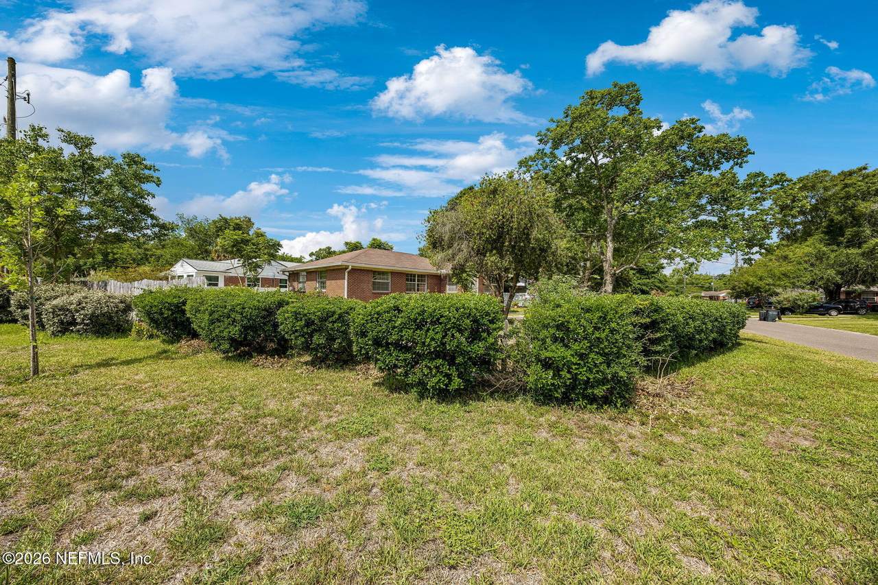 https://bt-photos.global.ssl.fastly.net/nefar/1280_boomver_1_2147480-2.jpg