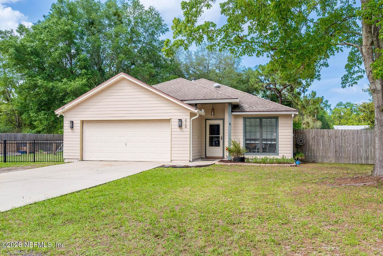 424 Jefferson Avenue - Photo 1