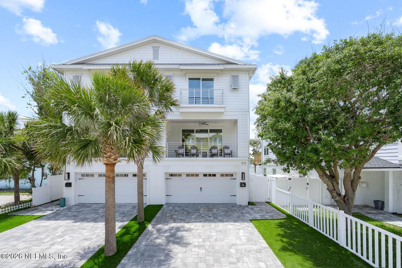 1818 2ND Street - Photo 1