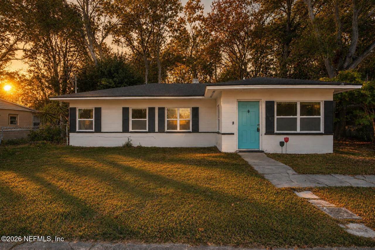 2603 Beaverbrook Place - Photo 1