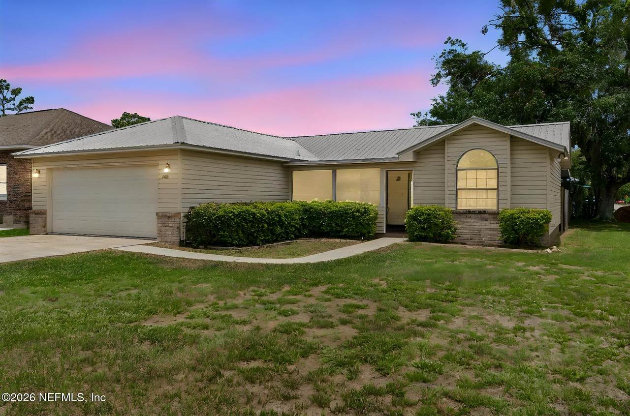 6102 1ST Manor - Photo 1