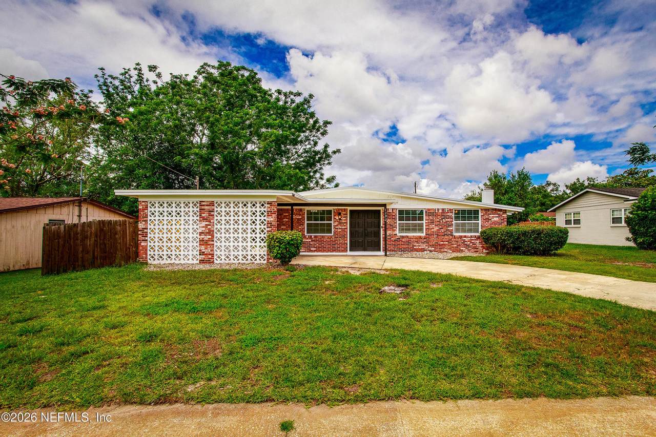 1192 Knobb Hill Drive - Photo 1