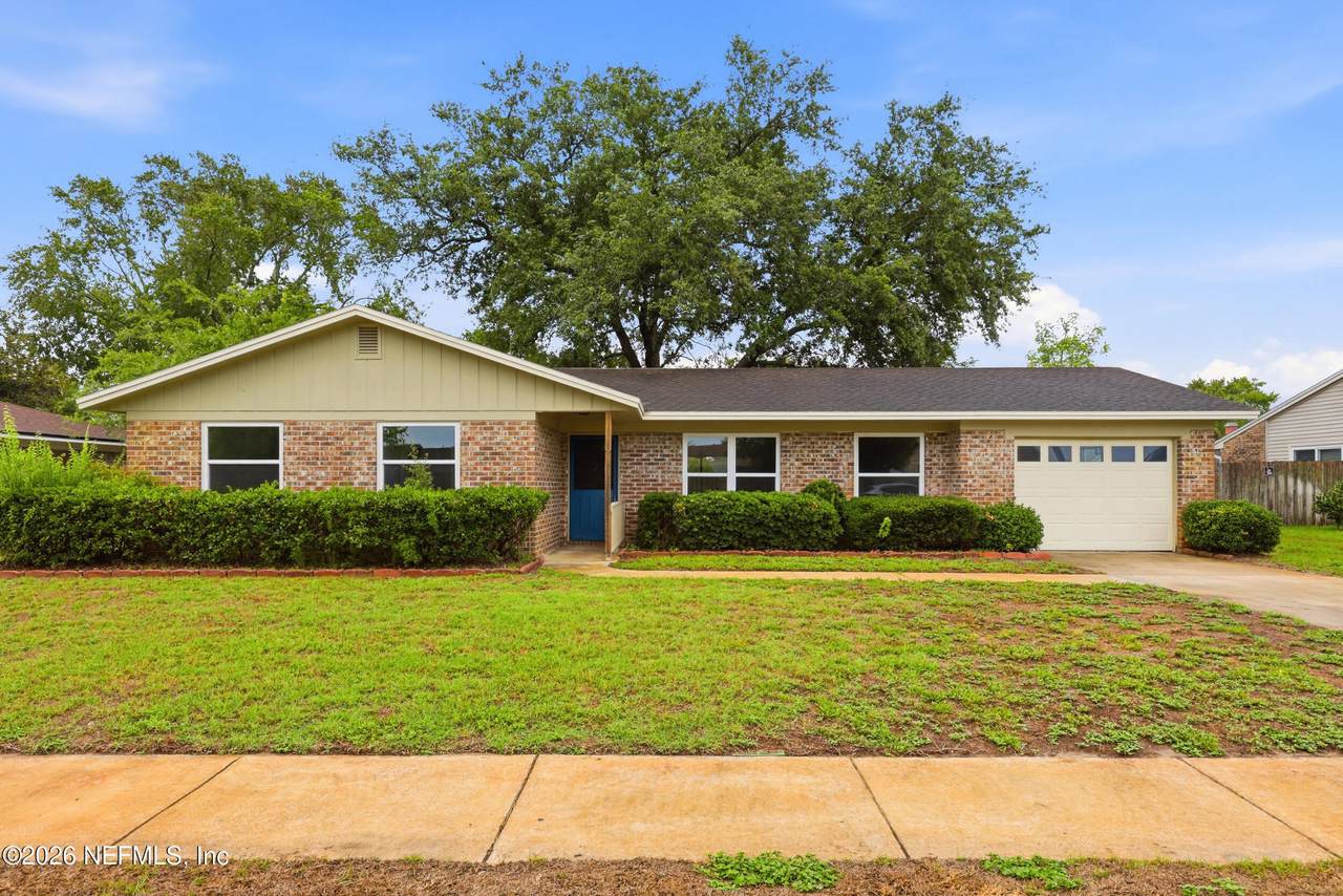 1745 Laura Ann Lane - Photo 1