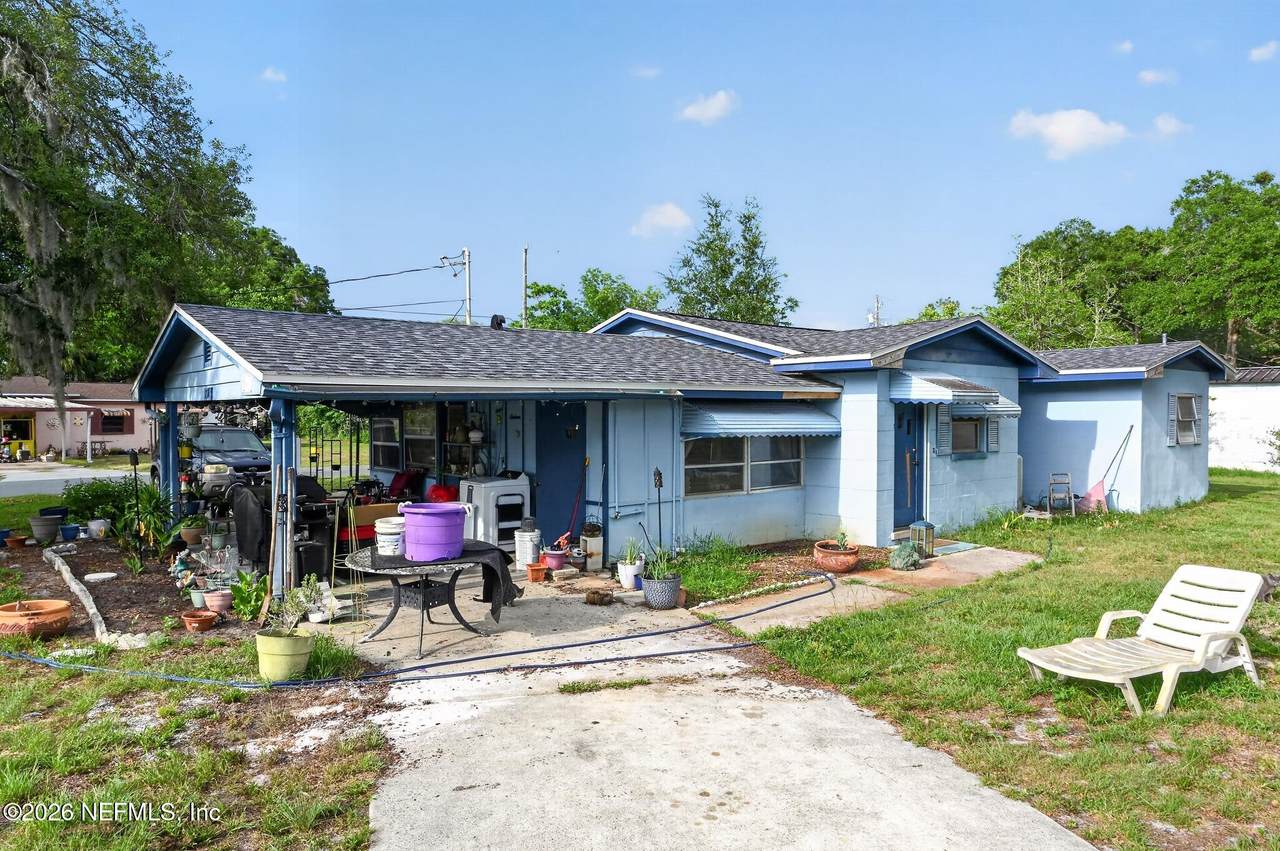716 Eden Gardens Avenue - Photo 1