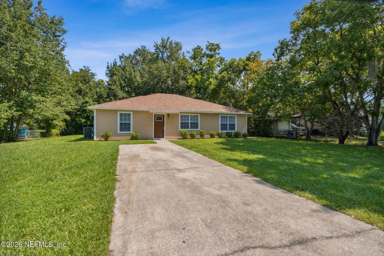 423 South Boulevard - Photo 1