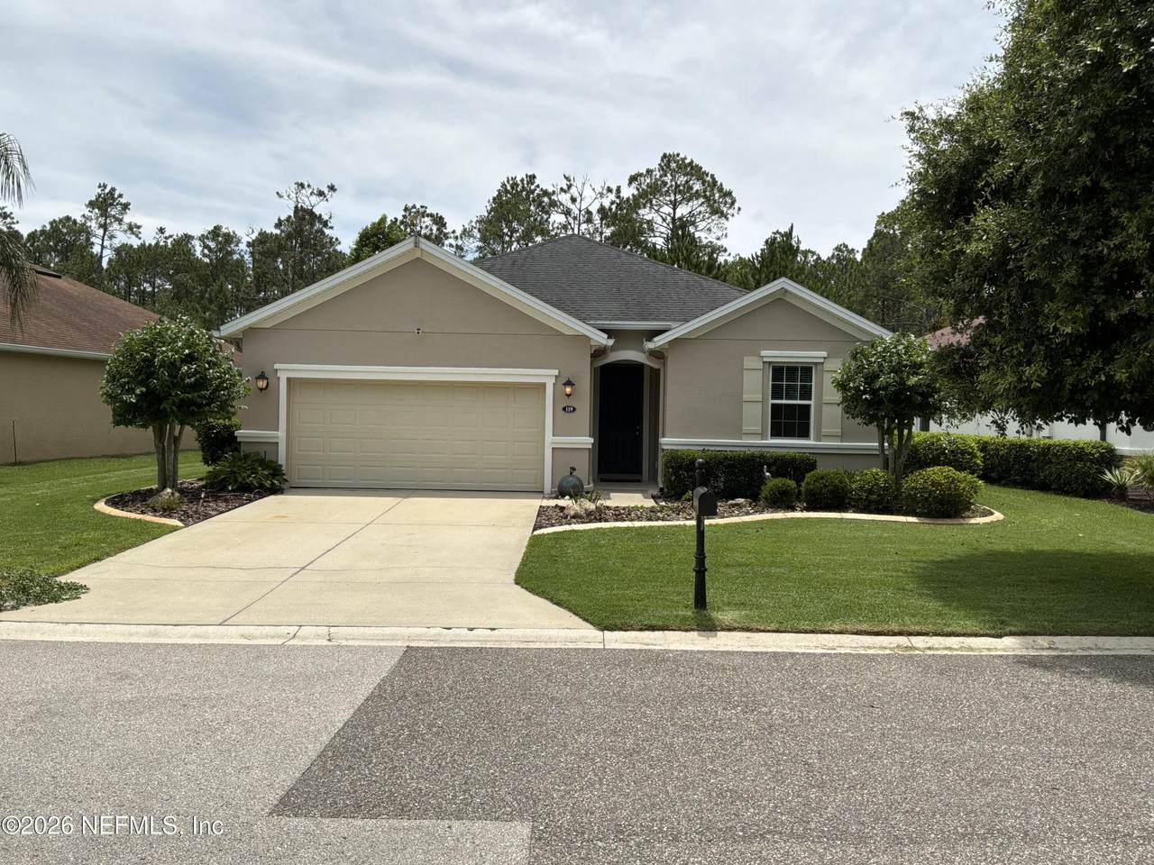 119 Hummingbird Place - Photo 1