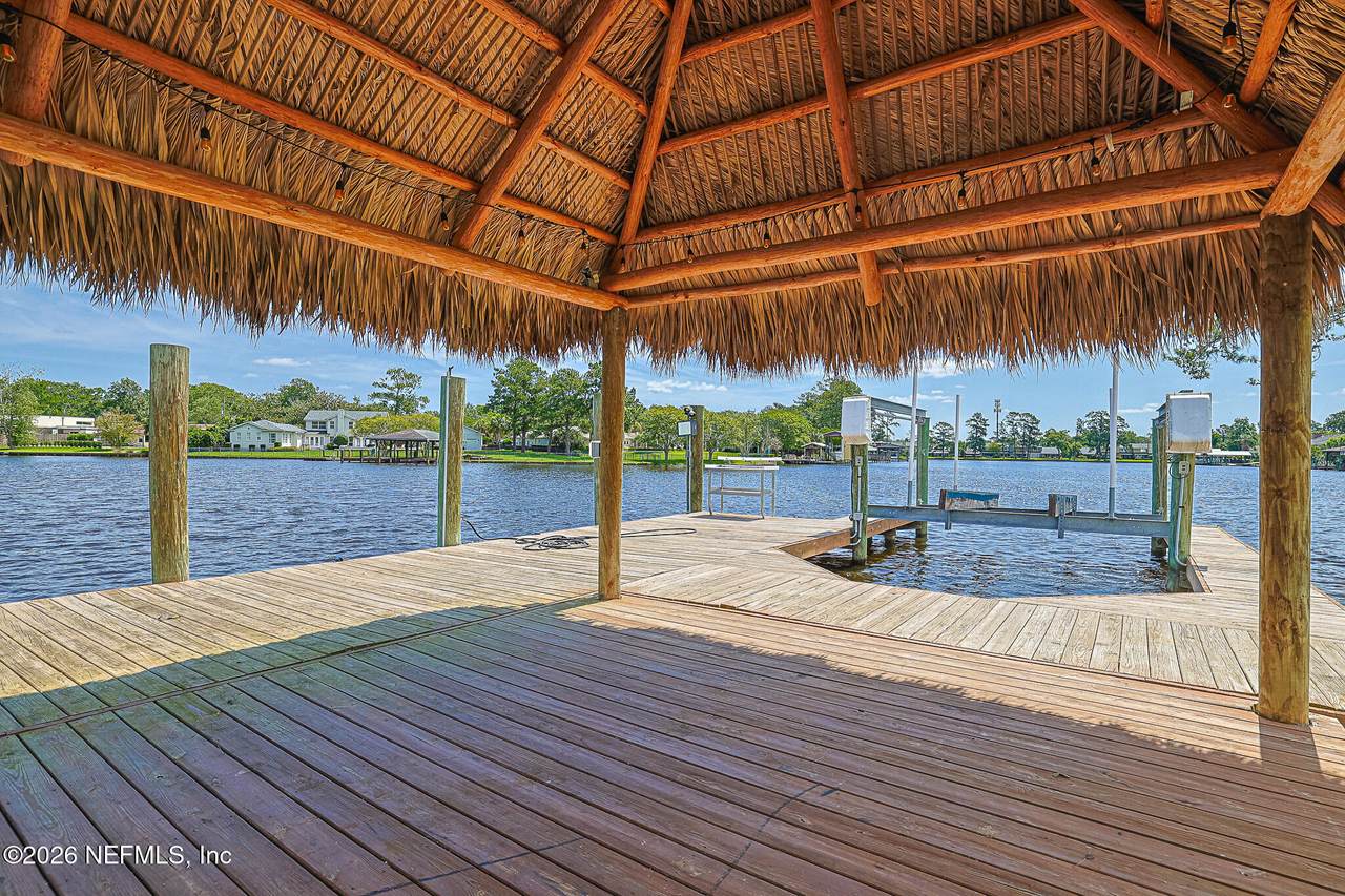 4733 Pirates Bay Drive - Photo 1