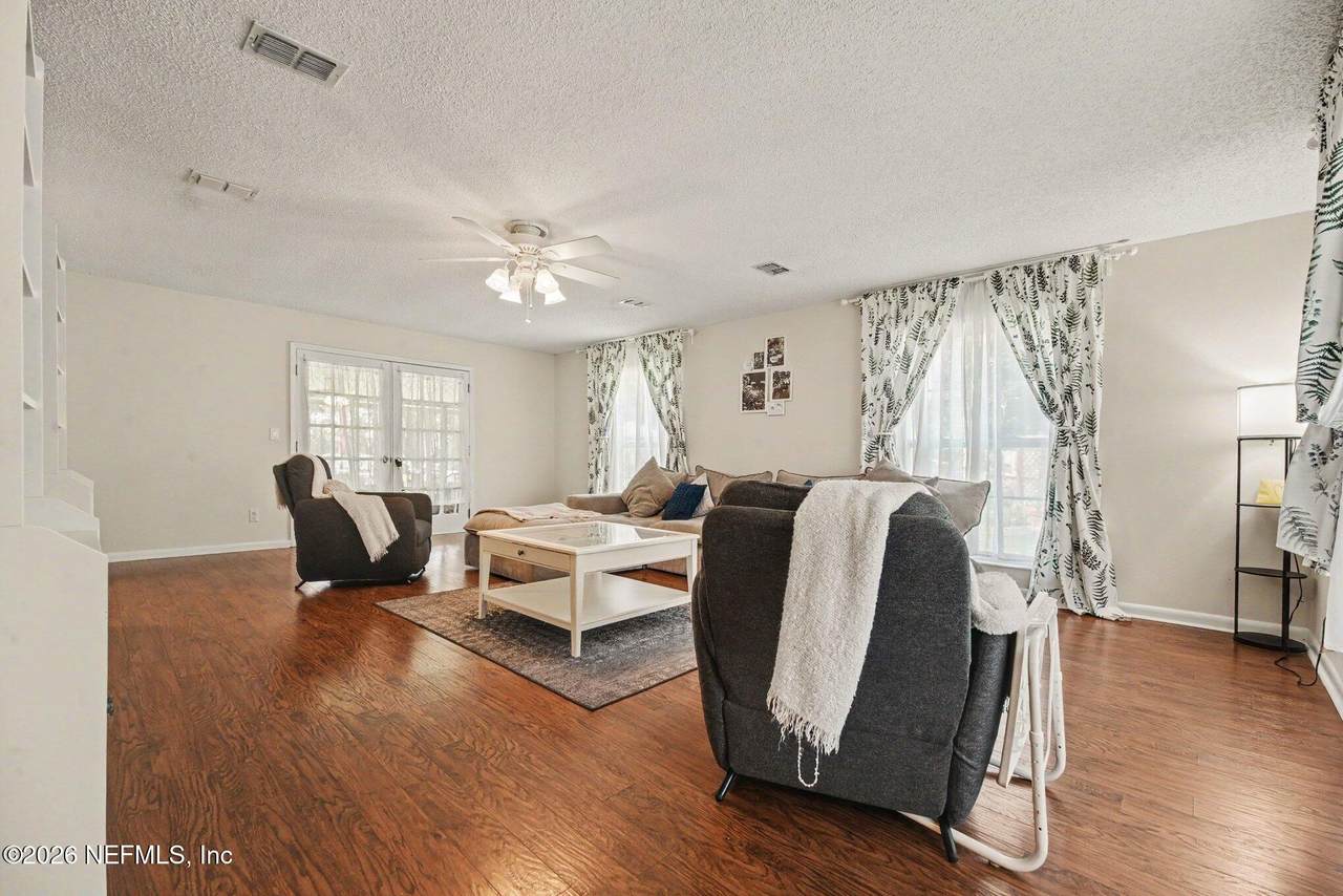 https://bt-photos.global.ssl.fastly.net/nefar/1280_boomver_1_2149200-2.jpg