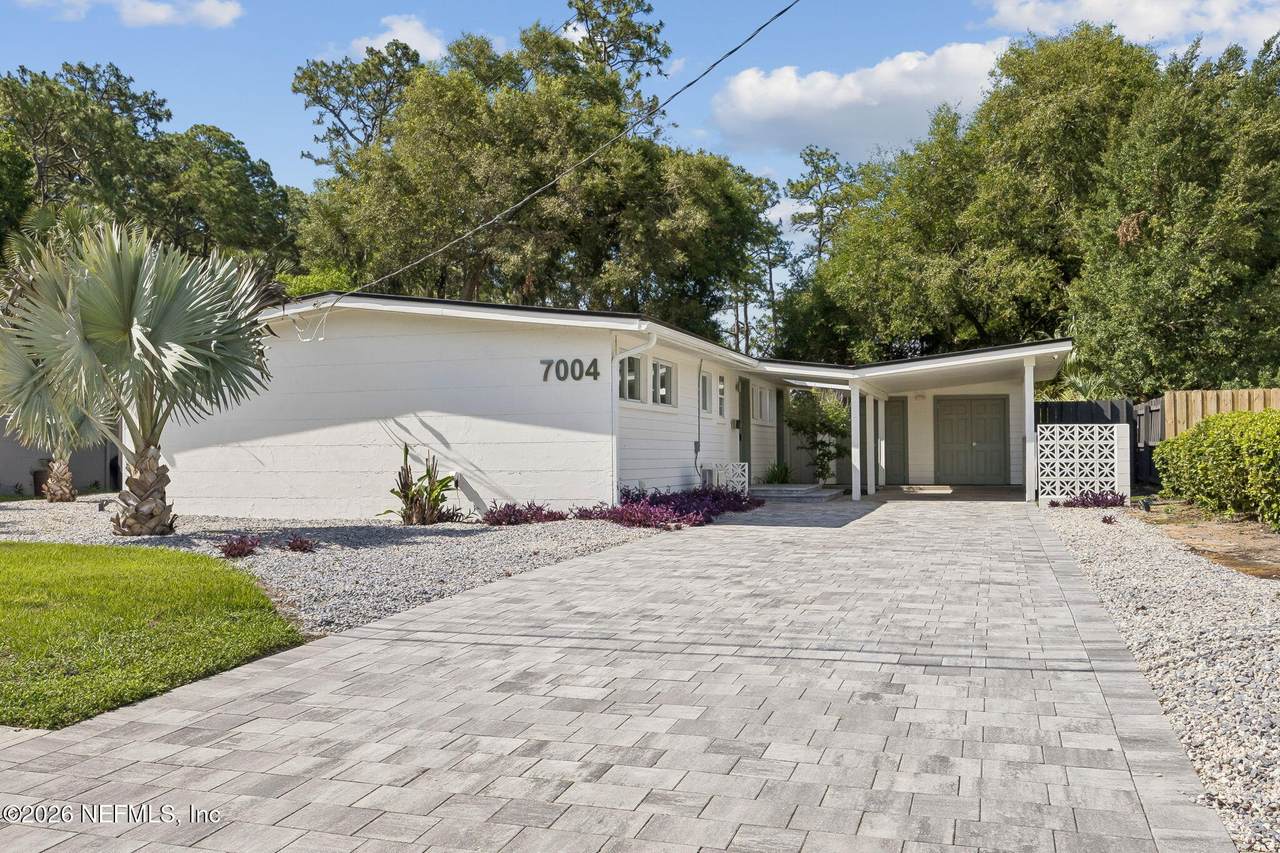 7004 Altama Road - Photo 1