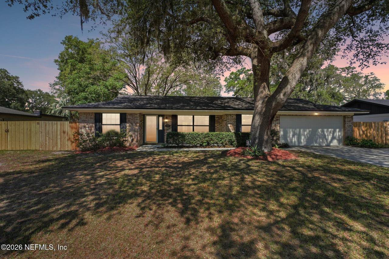 2614 Whipple Avenue - Photo 1
