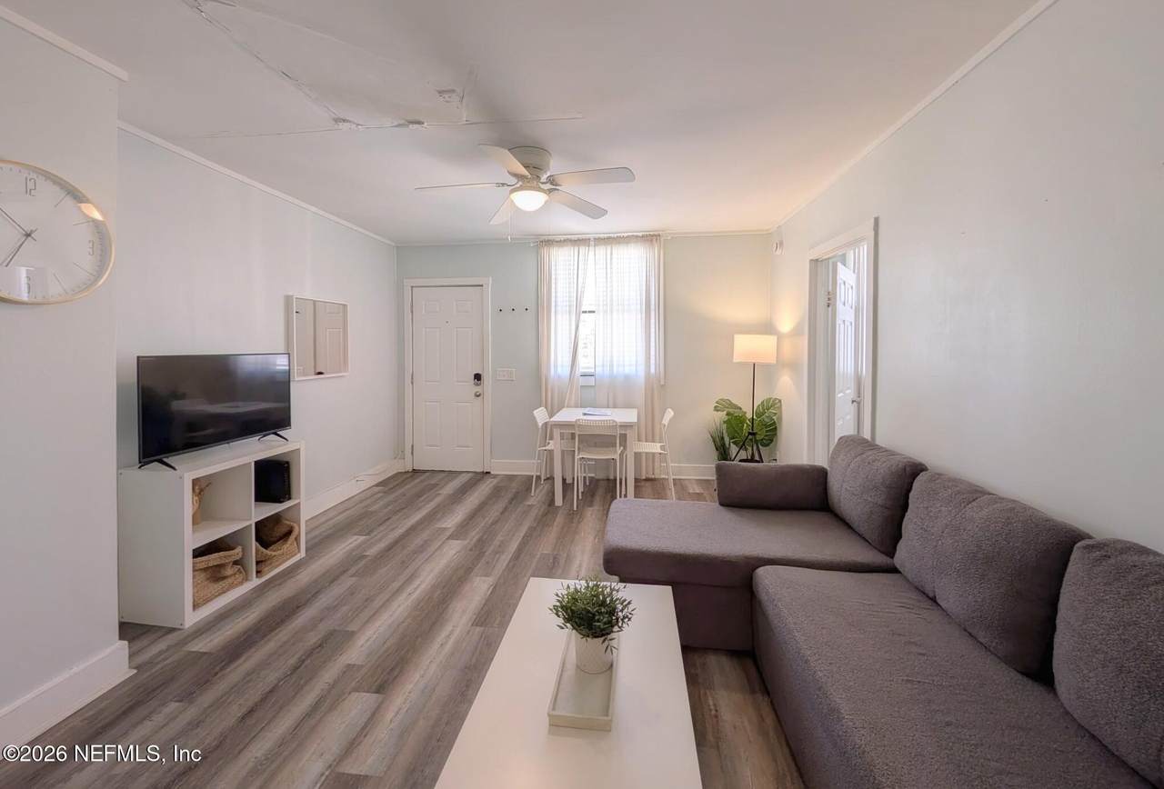222 4TH Avenue - Photo 1