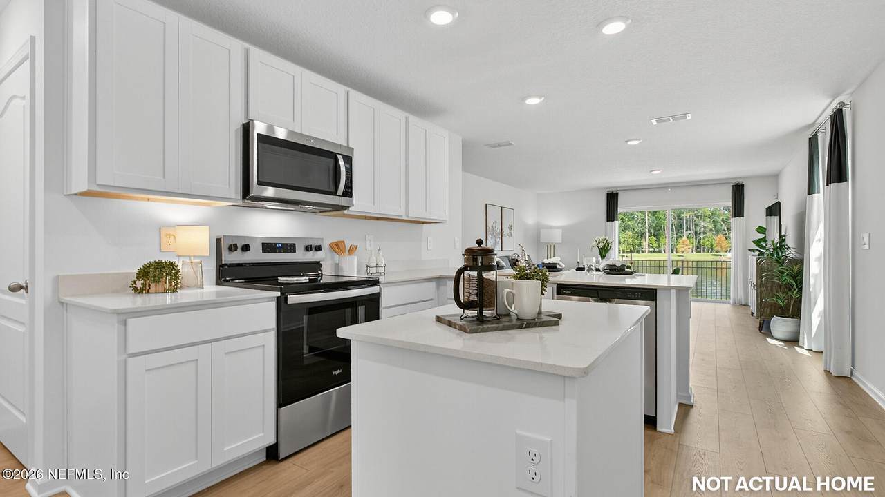 5883 Victoria Creek Lane - Photo 1