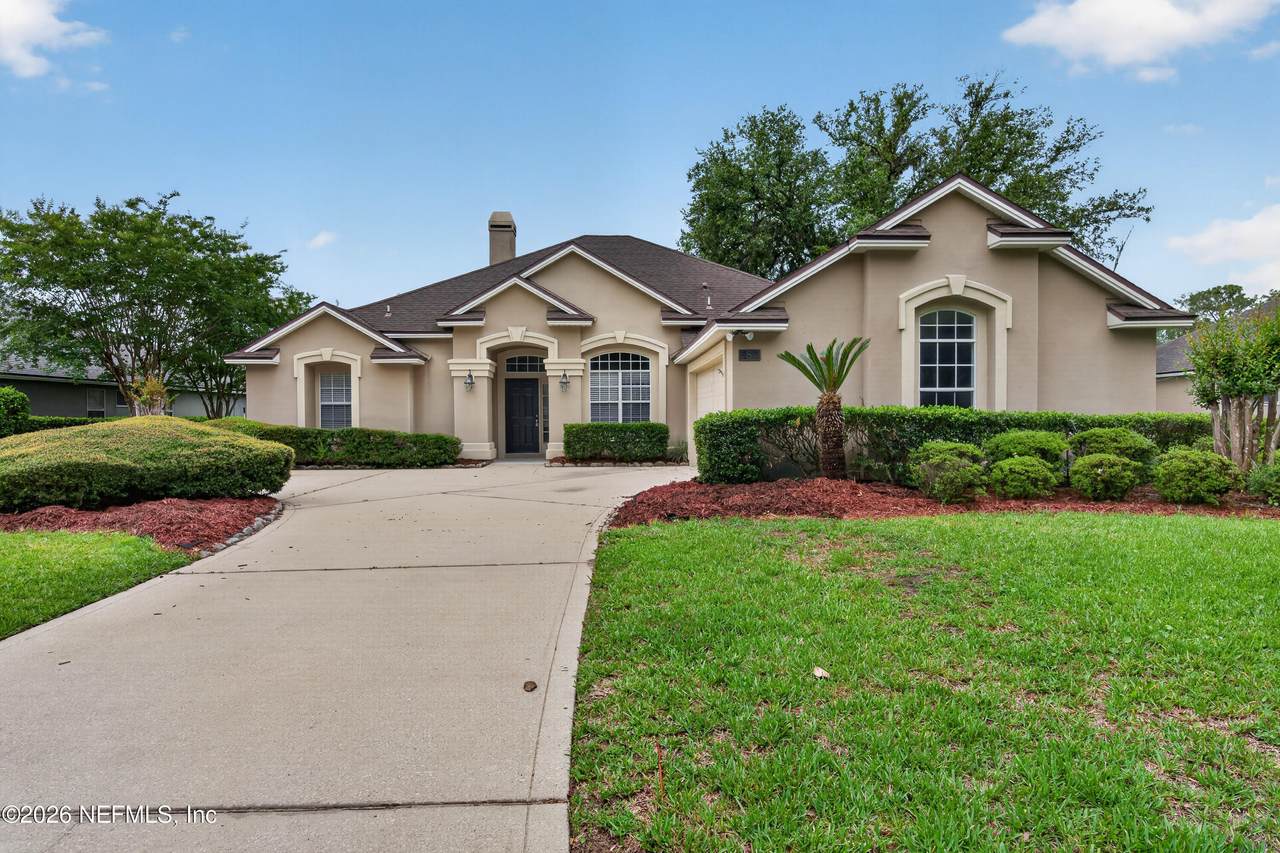 587 Oakmont Drive - Photo 1