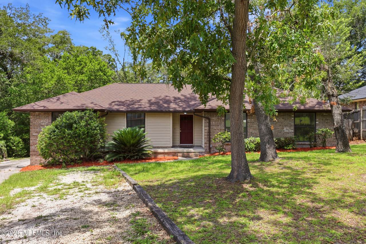 2762 Pebbleridge Court - Photo 1