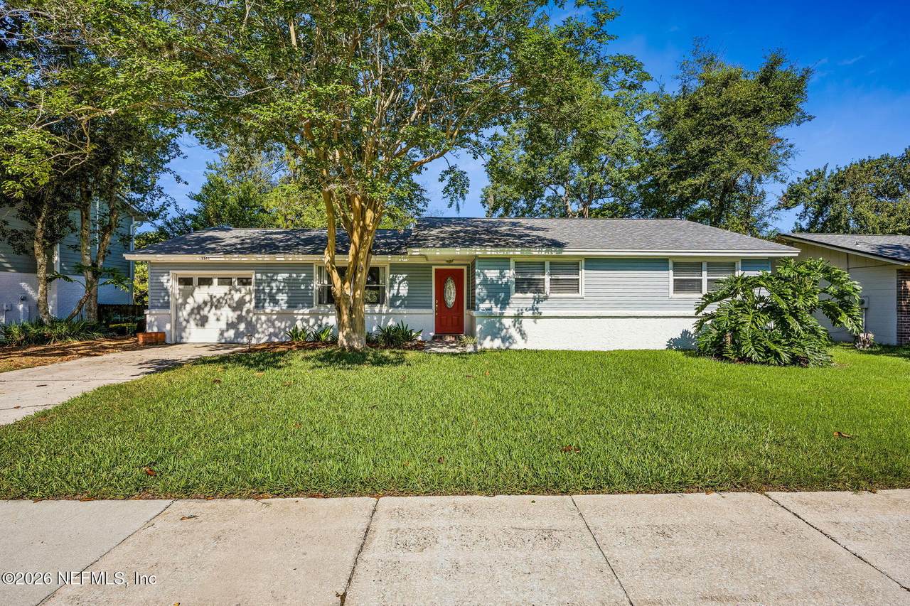 3346 America Avenue - Photo 1